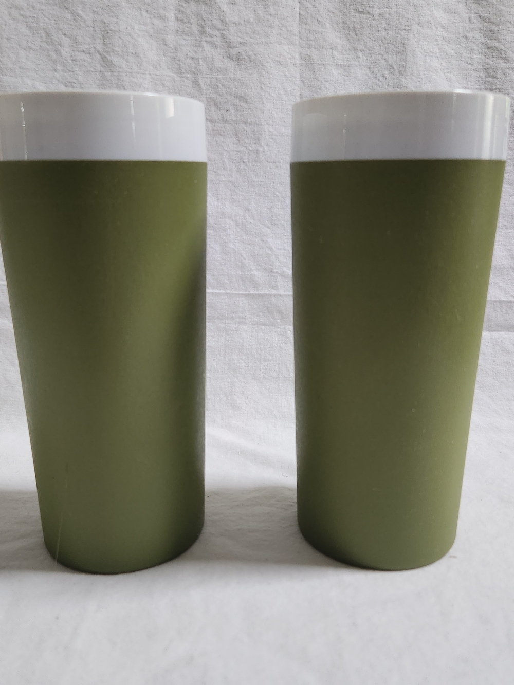 Set of 2 West Bend Avocado Green Insulated Tumbler Cups